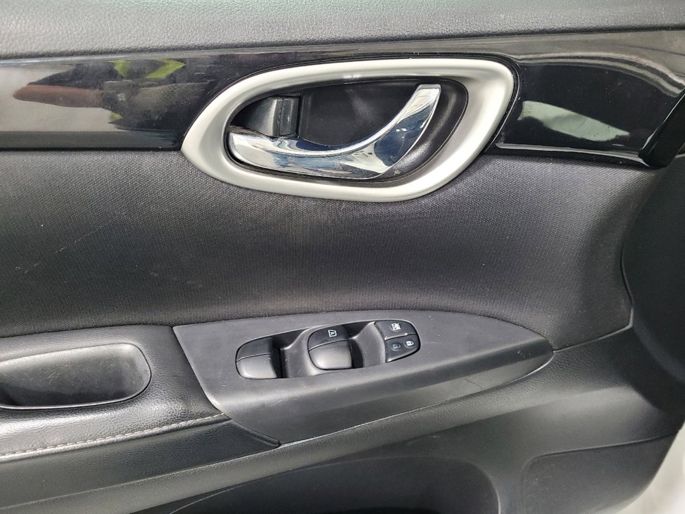 Used 2019 Nissan Sentra SV FWD image 27