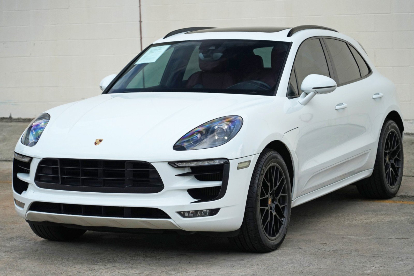 Used 2018 Porsche Macan GTS w/ Premium Package Plus AWD/4WD image 46