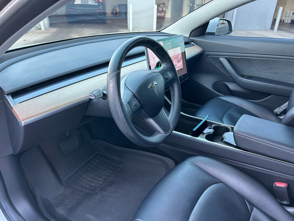 Used 2018 Tesla Model 3 image 16