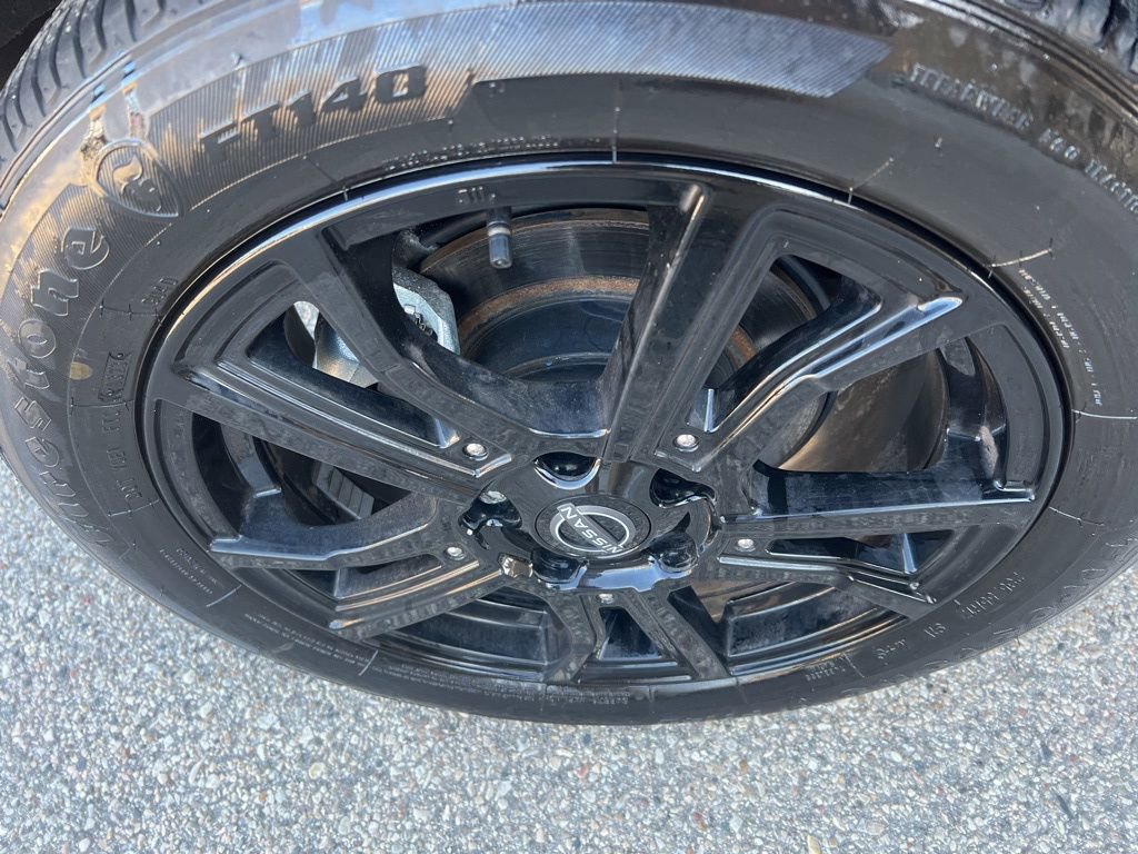 Used 2023 Nissan Kicks SR w/ SR Premium Package image 42