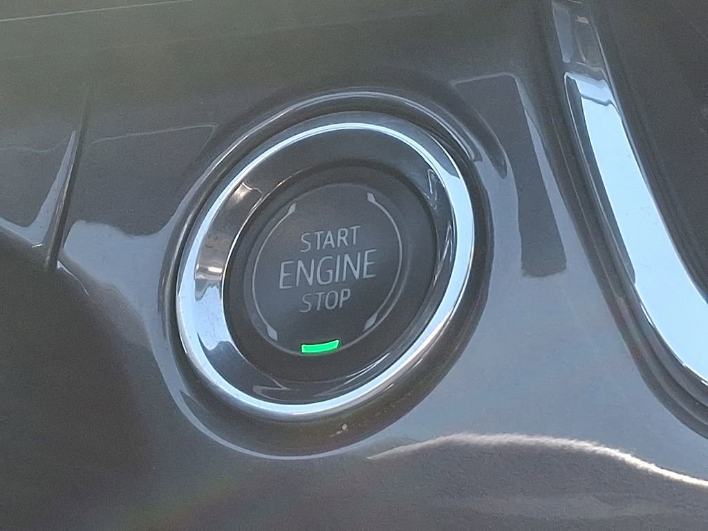 Certified 2025 Chevrolet Trax ACTIV w/ Sunroof Package image 25