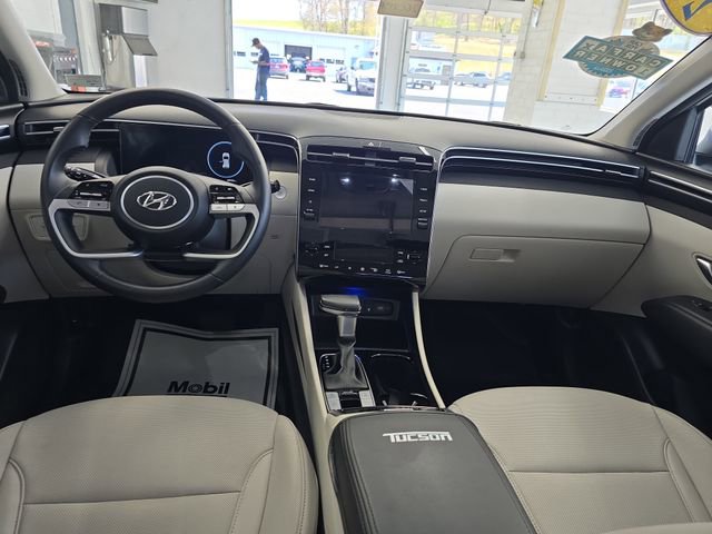 Used 2023 Hyundai Tucson SEL w/ Convenience Package AWD/4WD image 11