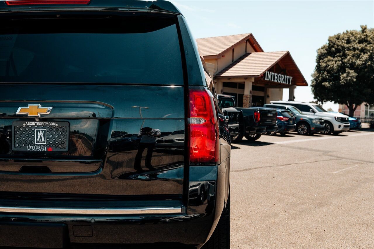 Used 2015 Chevrolet Suburban LTZ AWD/4WD image 14