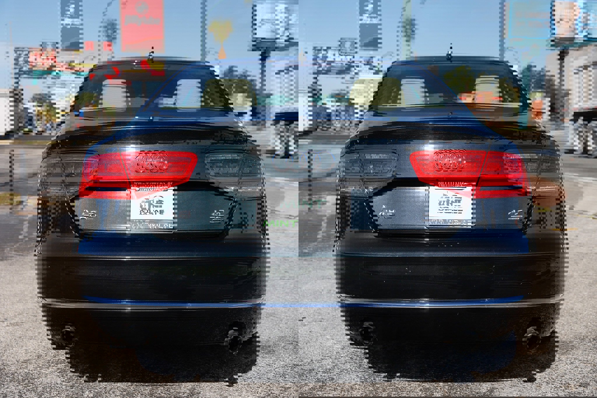 Used 2012 Audi A8 4.2 image 12