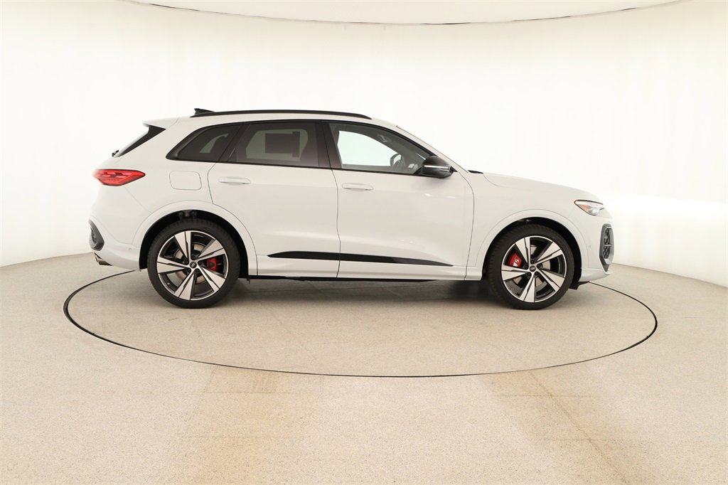 New 2025 Audi SQ5 Premium Plus image 8
