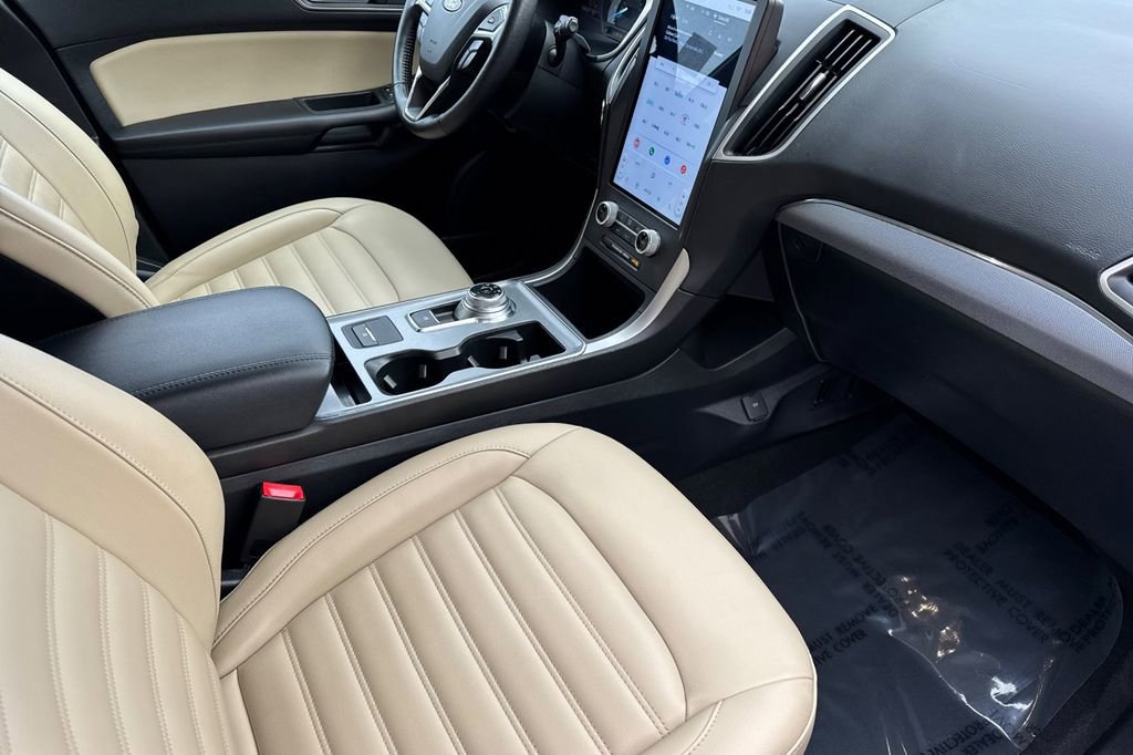 Used 2021 Ford Edge SEL w/ Convenience Package FWD image 19