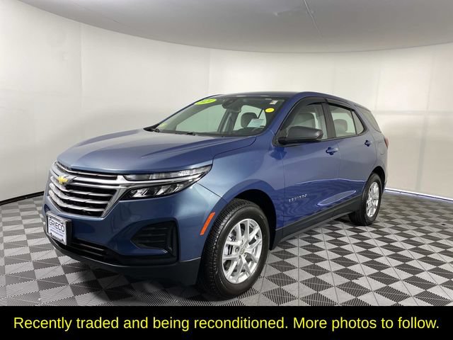 Used 2024 Chevrolet Equinox LS w/ Driver Confidence II Package AWD/4WD image 4