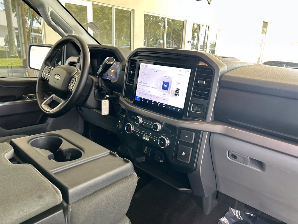 Used 2025 Ford F150 XLT w/ Equipment Group 301A Standard AWD/4WD image 28