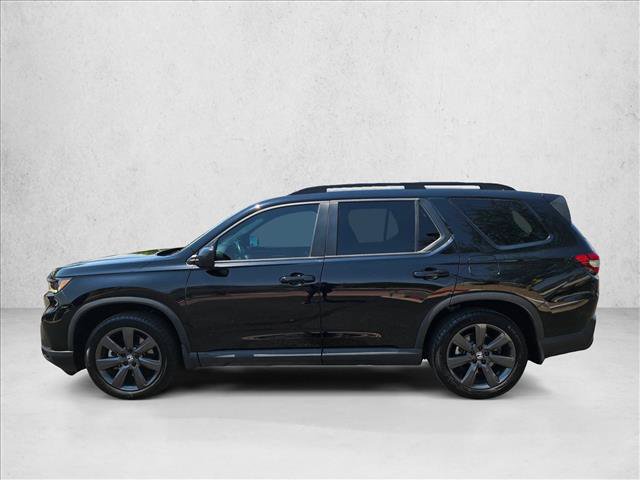 Used 2025 Honda Pilot Sport image 8