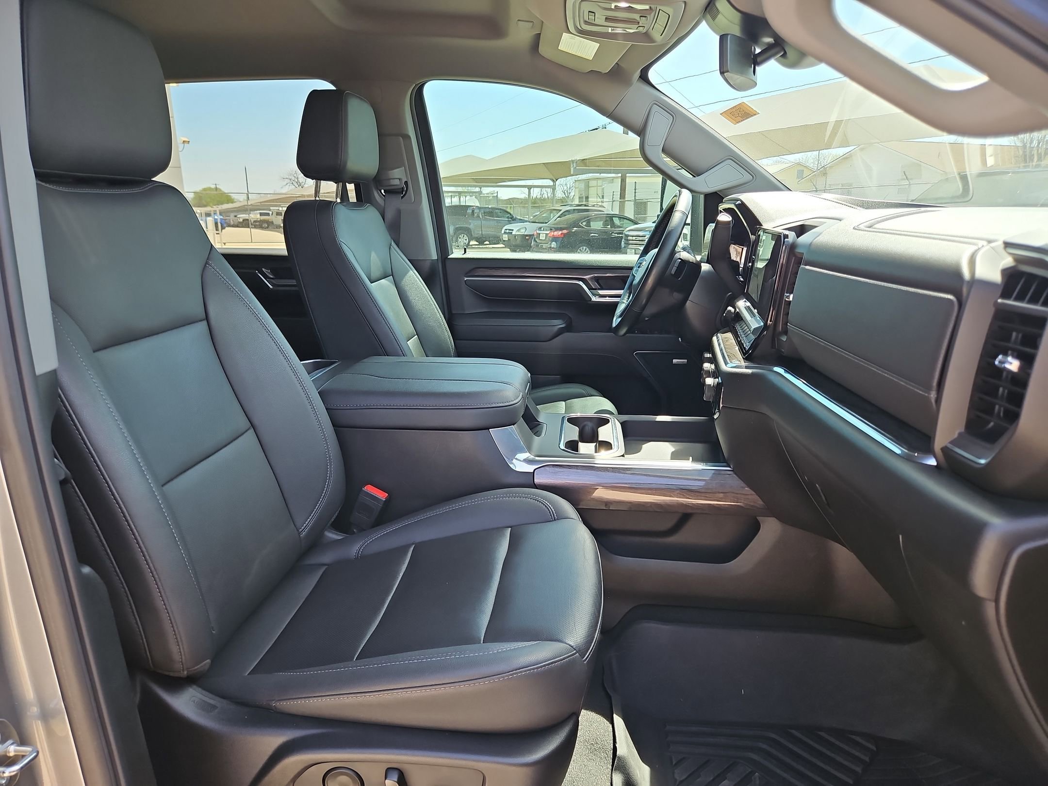 Certified 2024 Chevrolet Silverado 2500 LTZ w/ LTZ Convenience Package image 29