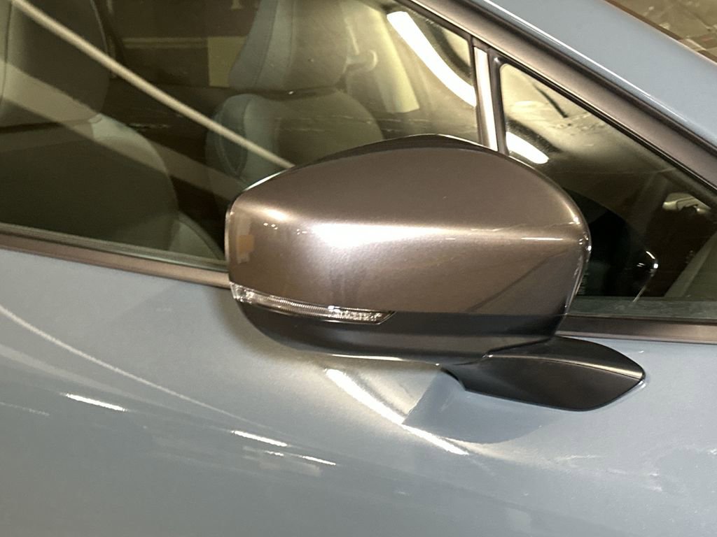 Used 2025 Subaru Crosstrek 2.0i Premium image 9