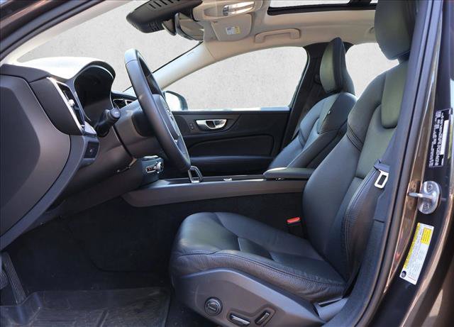 Used 2024 Volvo S60 B5 Plus AWD/4WD image 4