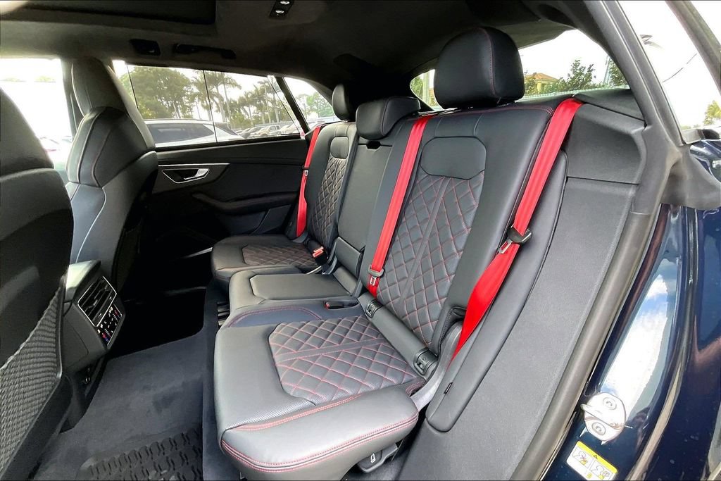 New 2026 Audi SQ8 Prestige AWD/4WD image 17