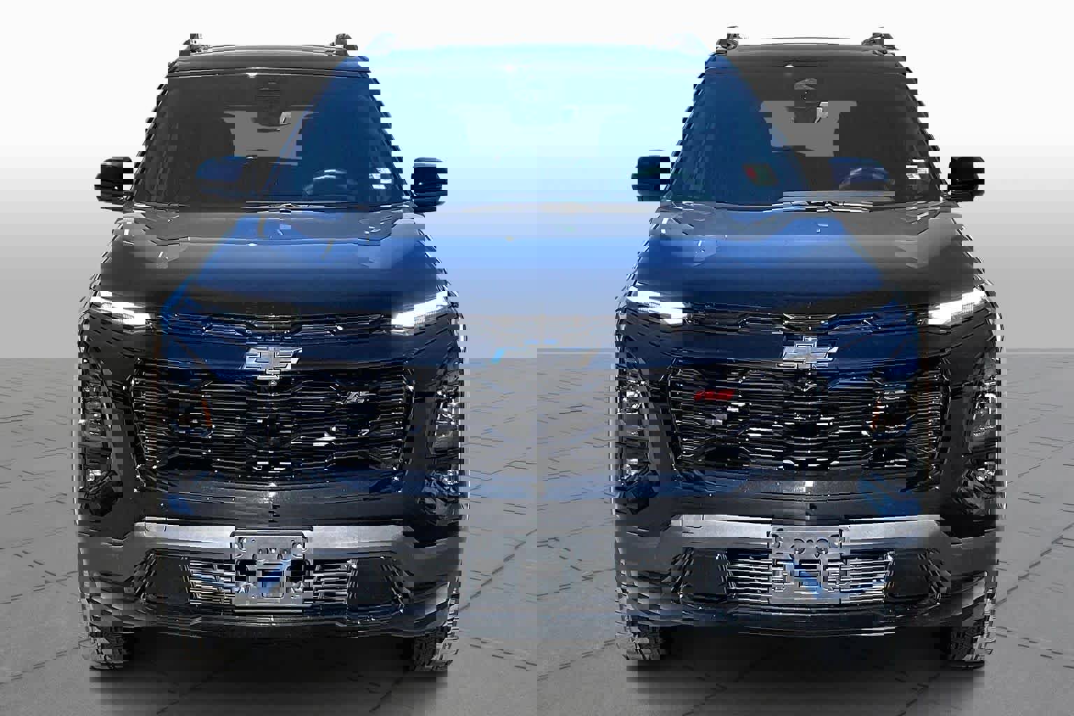 Used 2025 Chevrolet Equinox RS w/ Safety and Technology Package image 3