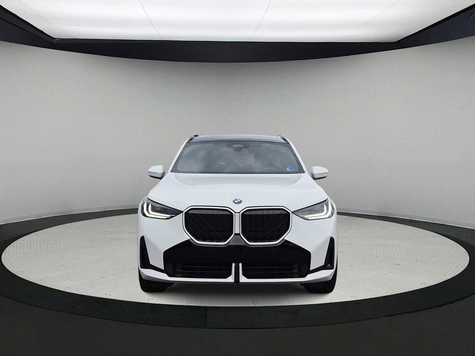 Used 2026 BMW X3 xDrive30i w/ M Sport Package AWD/4WD image 3