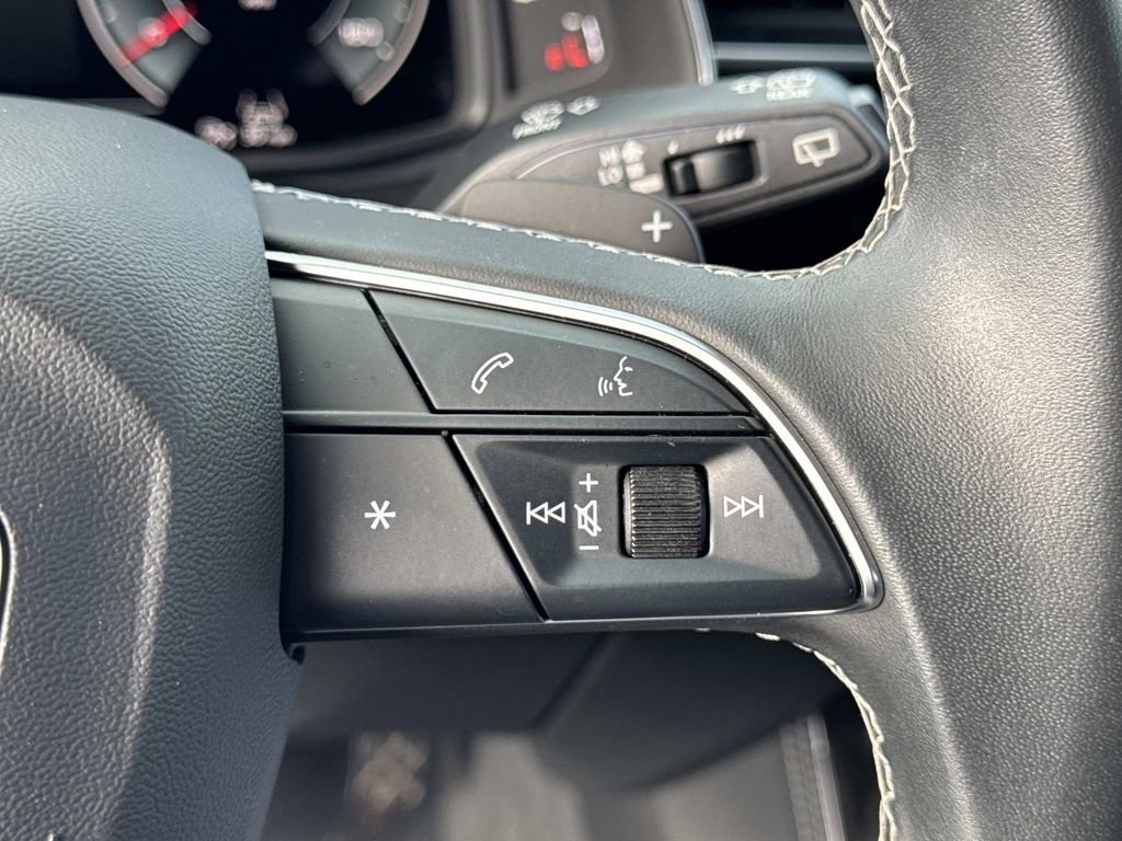 Used 2022 Audi Q8 Premium Plus image 26