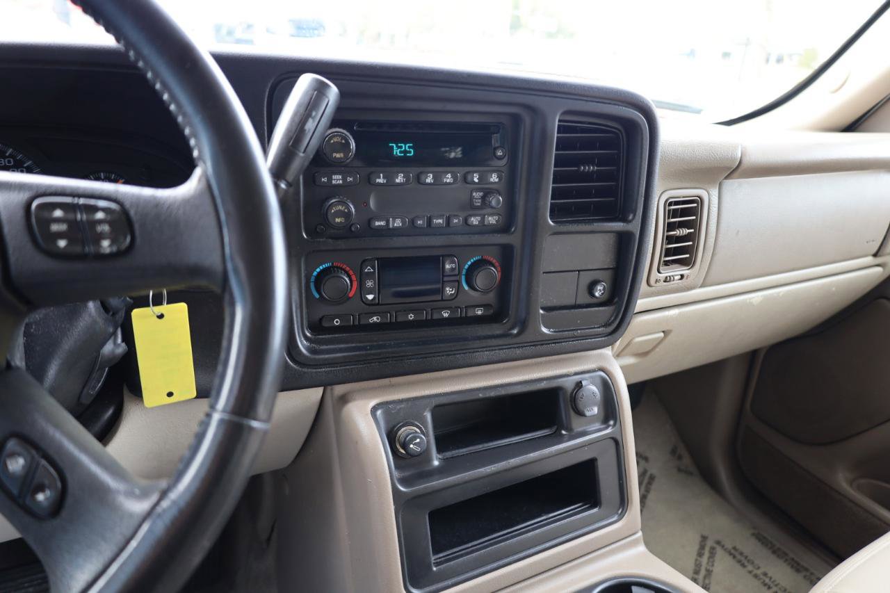 Used 2004 Chevrolet Suburban LT w/ Preferred Equipment Group image 9