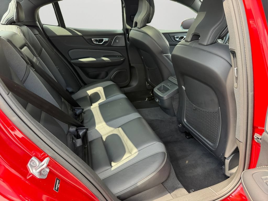 Used 2019 Volvo S60 T6 R-Design AWD/4WD image 9