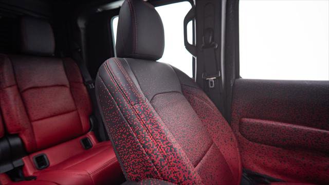 Used 2025 Jeep Gladiator Sport image 21