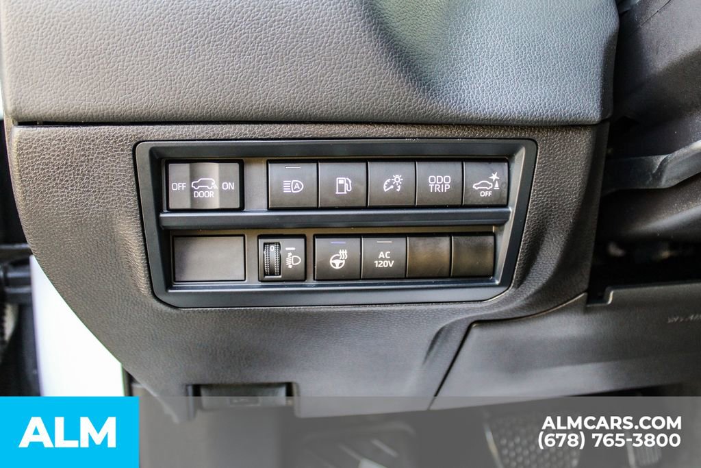 Used 2025 Toyota Sequoia Limited AWD/4WD image 34