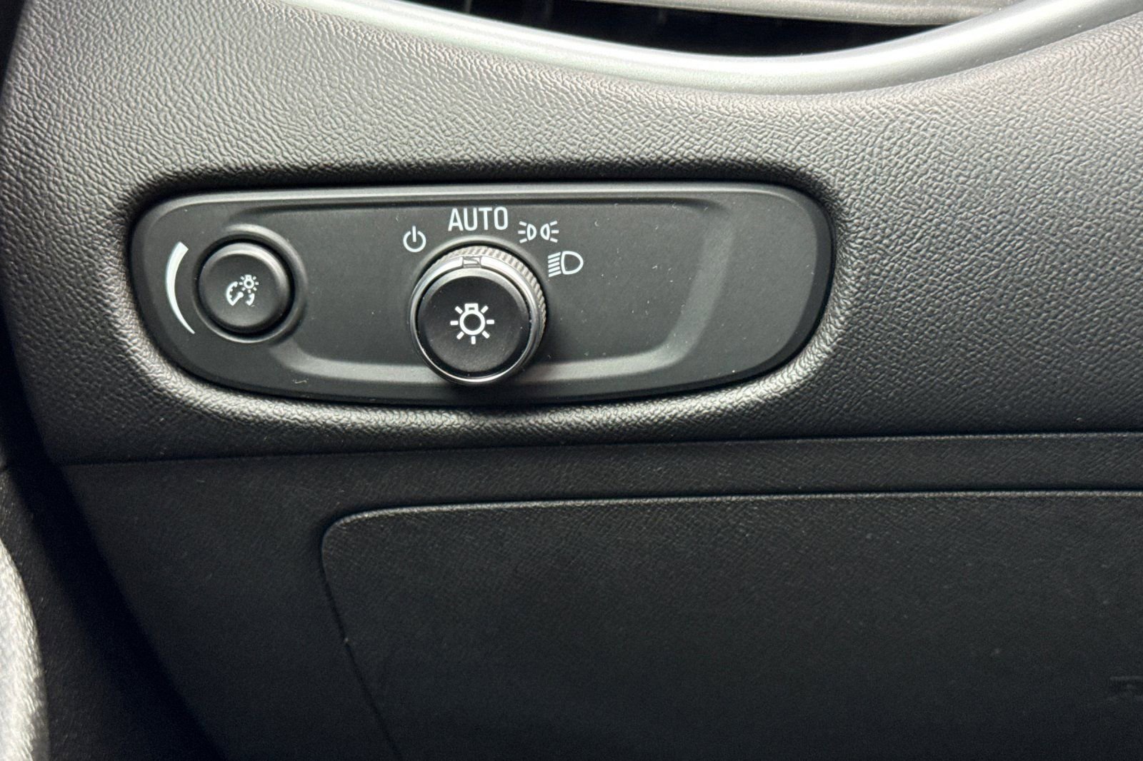 Certified 2023 Chevrolet Malibu LT image 29