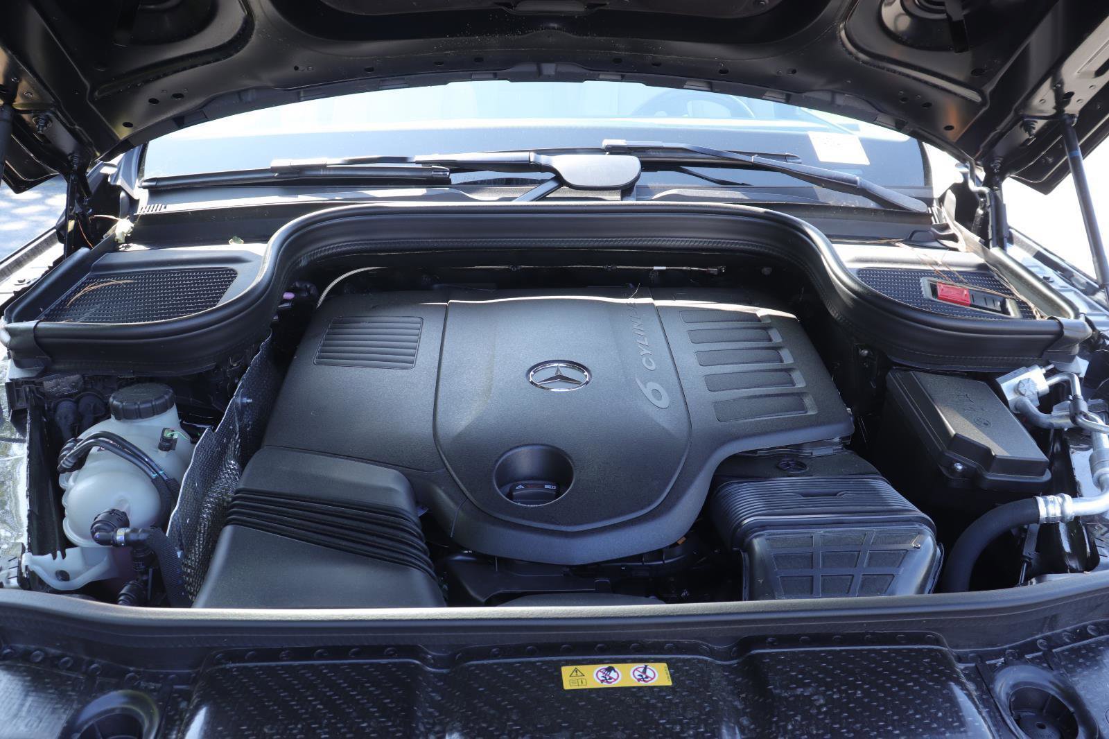 Used 2024 Mercedes-Benz GLE 450 4MATIC image 40