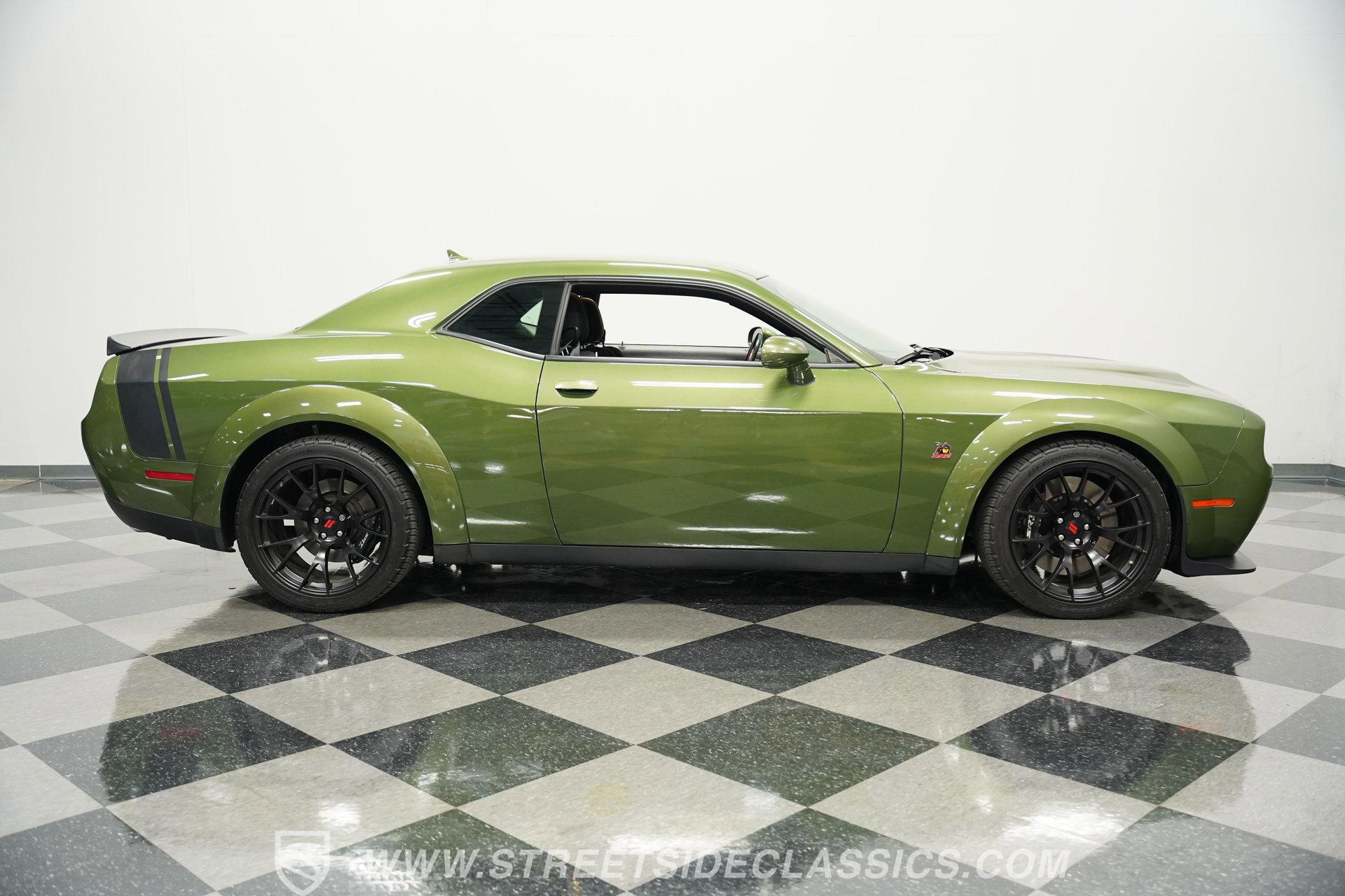 Used 2022 Dodge Challenger R/T Scat Pack image 14