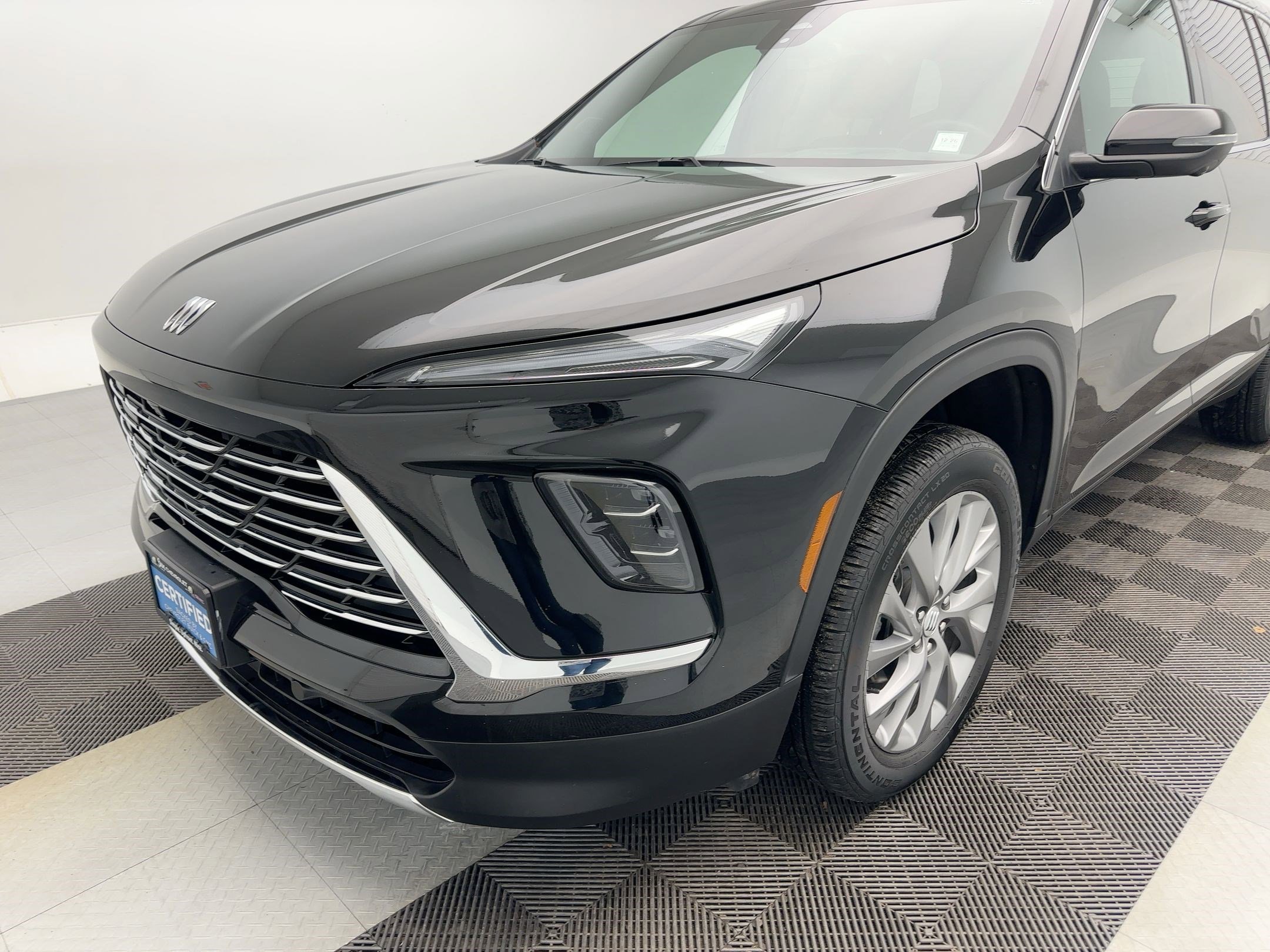 Certified 2025 Buick Enclave Preferred image 19