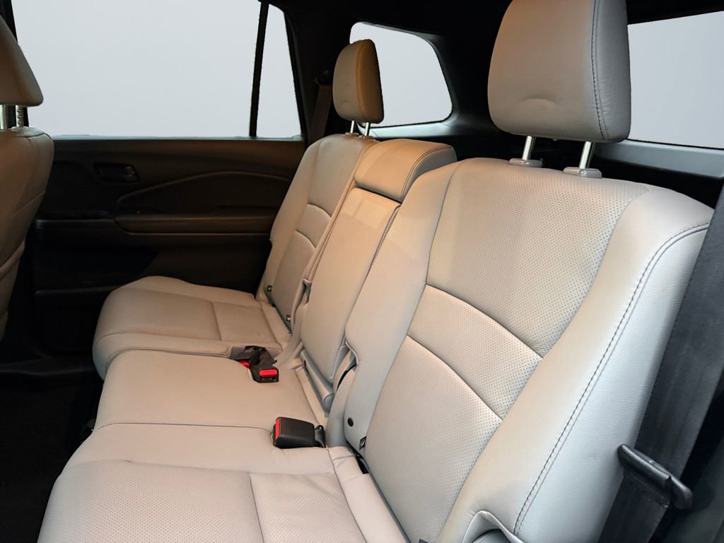 Used 2023 Honda Passport EX-L image 13