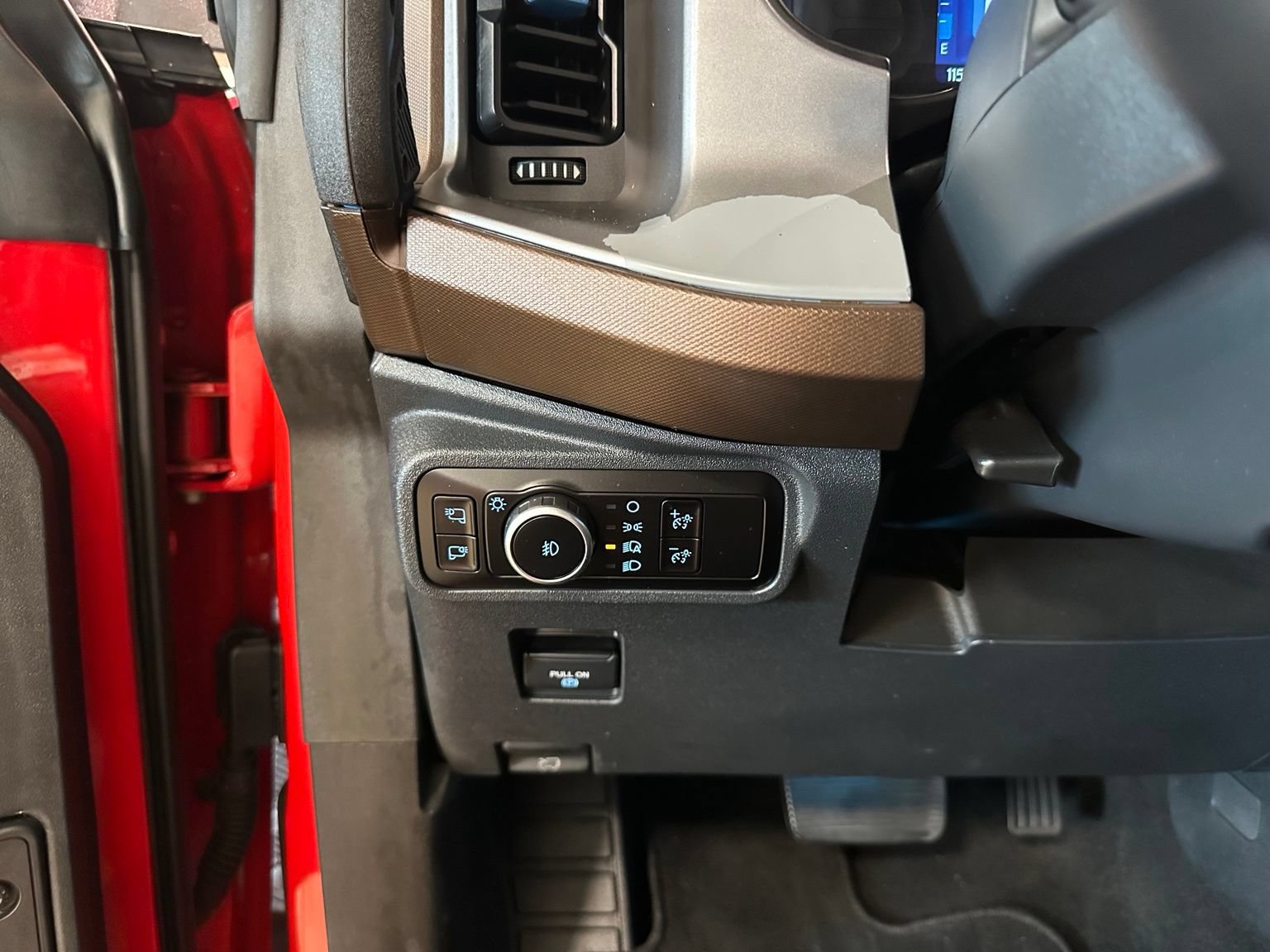 Used 2023 Ford Bronco Outer Banks w/ Sasquatch Package AWD/4WD image 19
