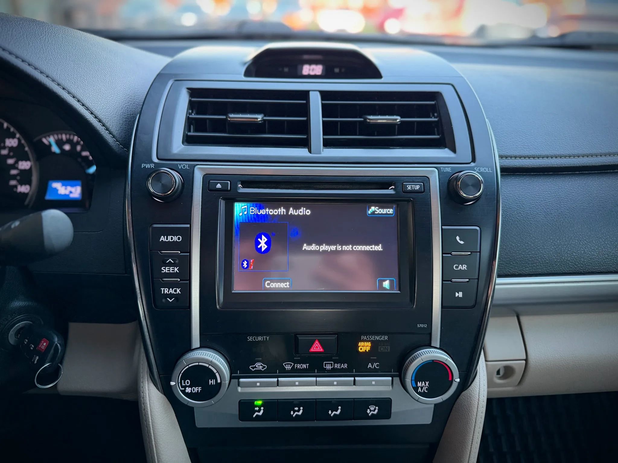 Used 2012 Toyota Camry LE image 12