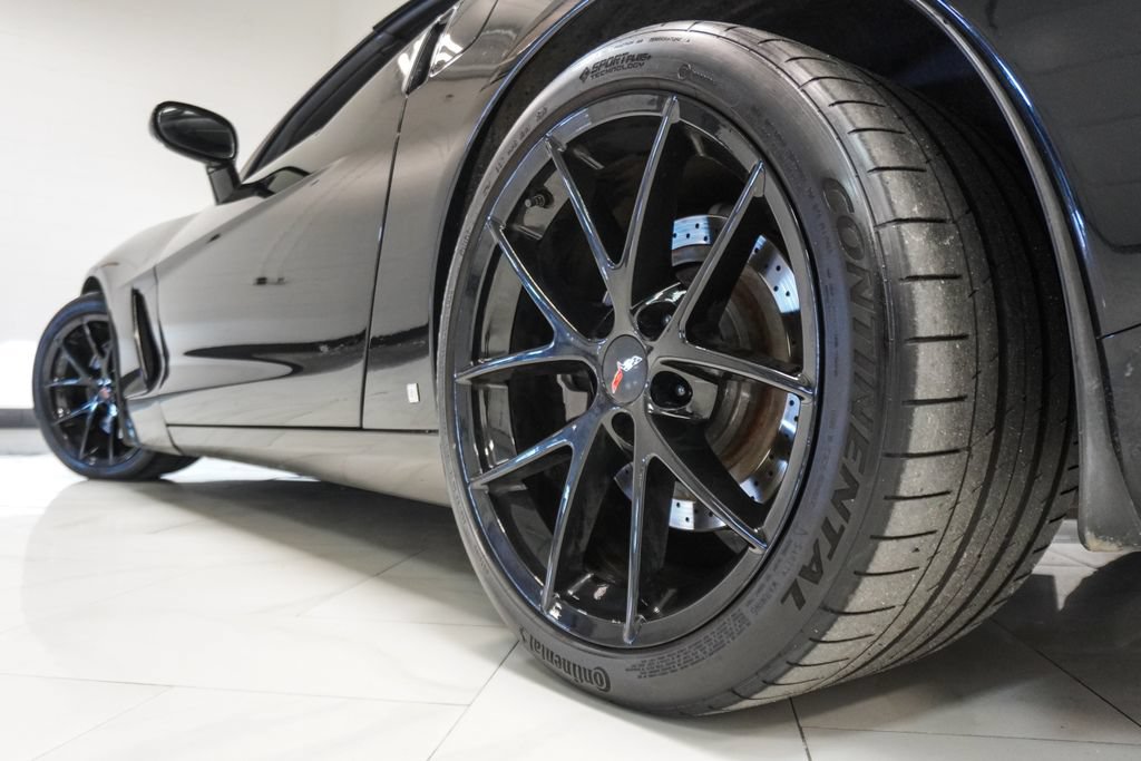 Used 2008 Chevrolet Corvette Convertible w/ Preferred Equipment Group RWD image 34