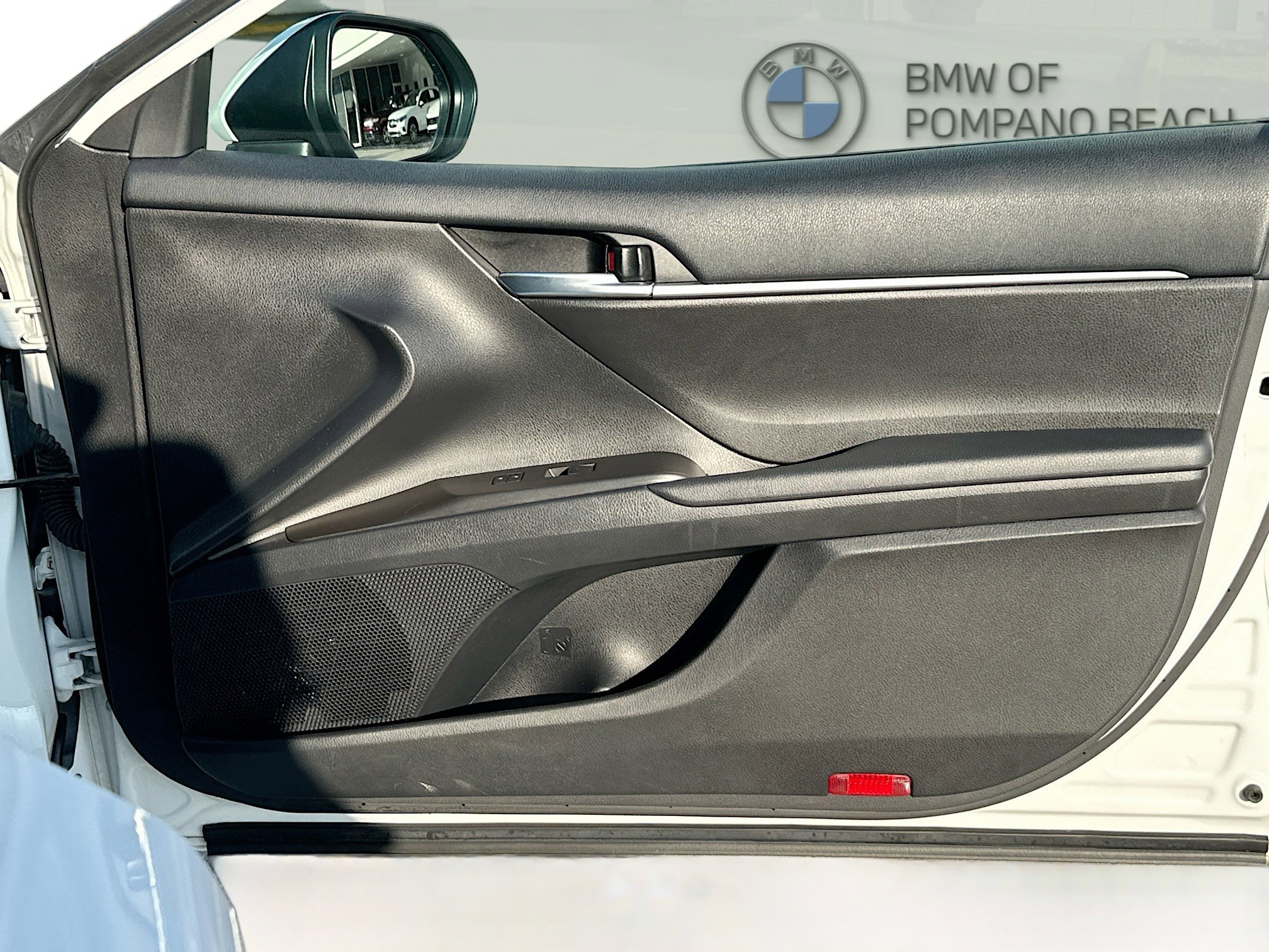 Used 2023 Toyota Camry SE image 32