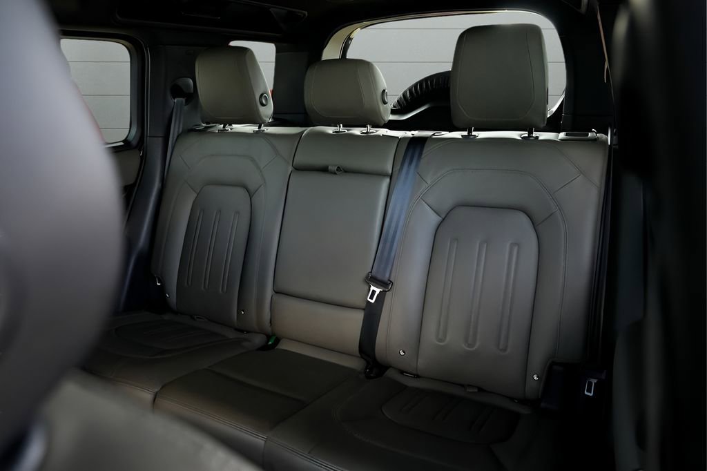 Used 2022 Land Rover Defender 110 XS Edition image 48