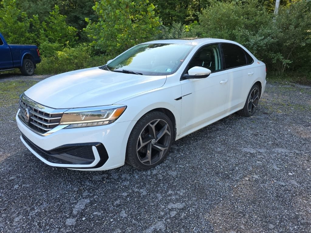 Used 2020 Volkswagen Passat 2.0T R-Line FWD image 3