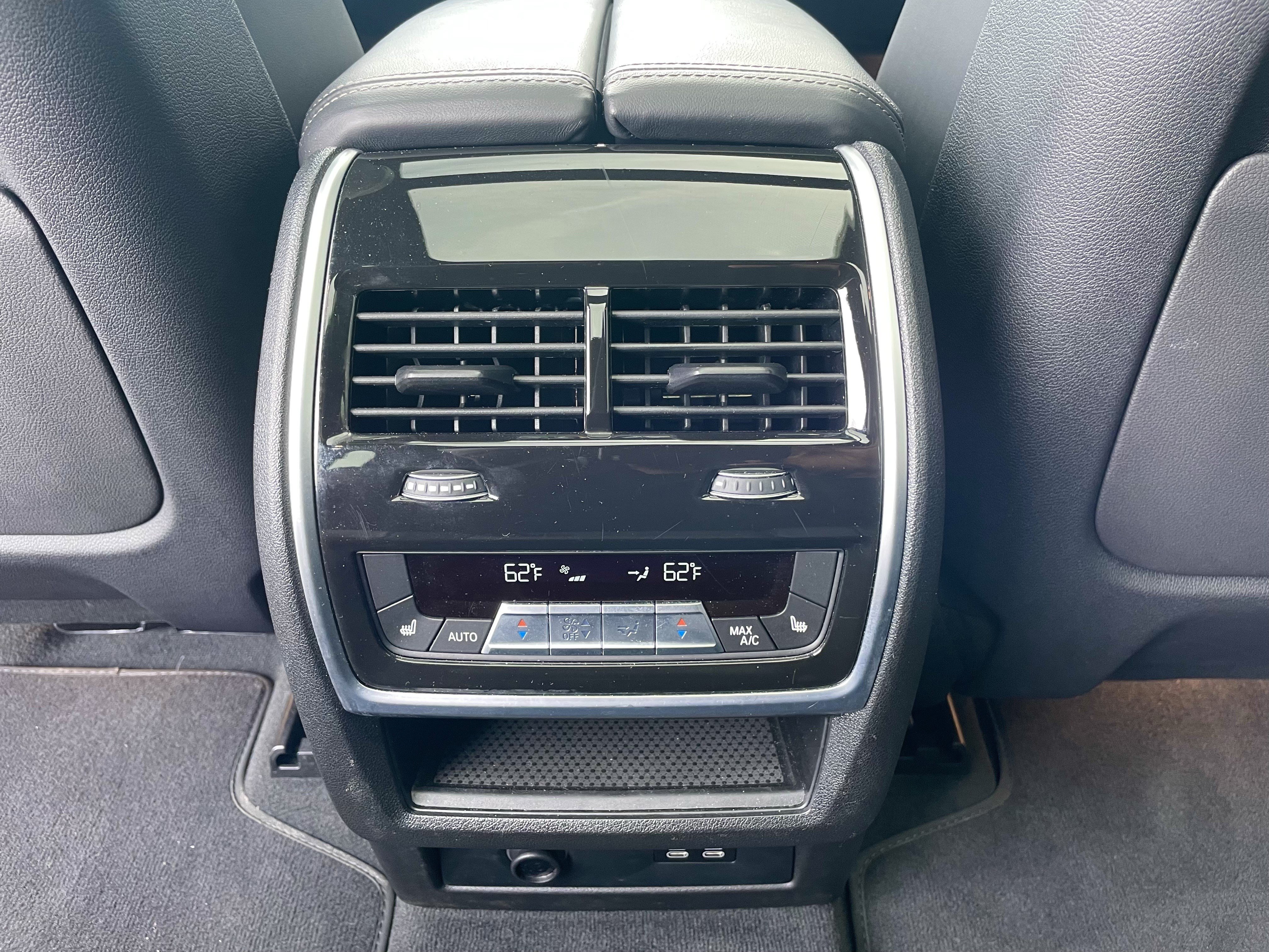 Used 2024 BMW X7 M60i w/ Executive Package AWD/4WD image 26