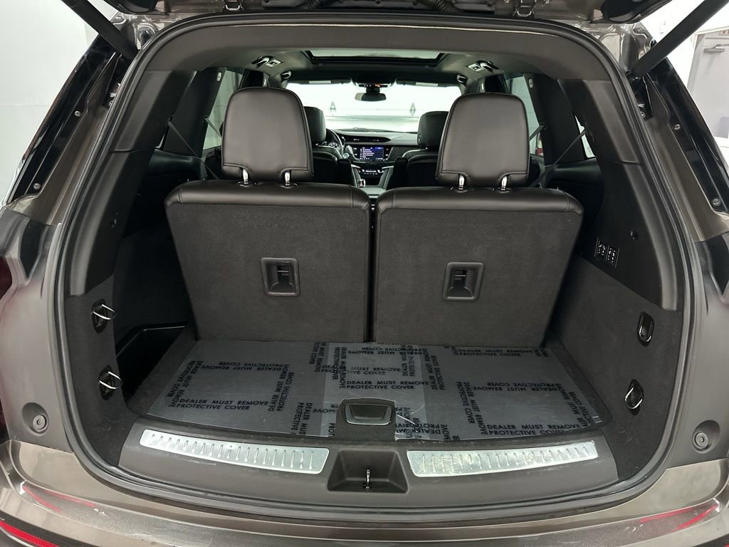 Used 2020 Cadillac XT6 Premium Luxury AWD/4WD image 38