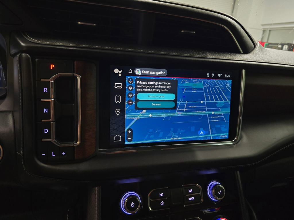 Used 2023 GMC Yukon XL Denali Ultimate AWD/4WD image 26