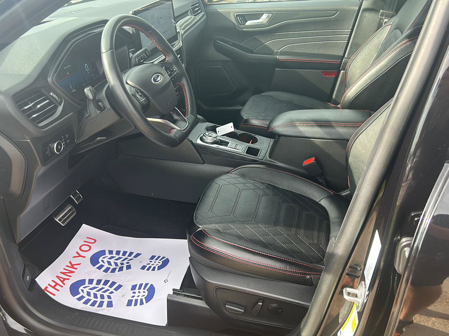 Used 2024 Ford Escape ST-Line Elite w/ Premium Technology Package AWD/4WD image 11