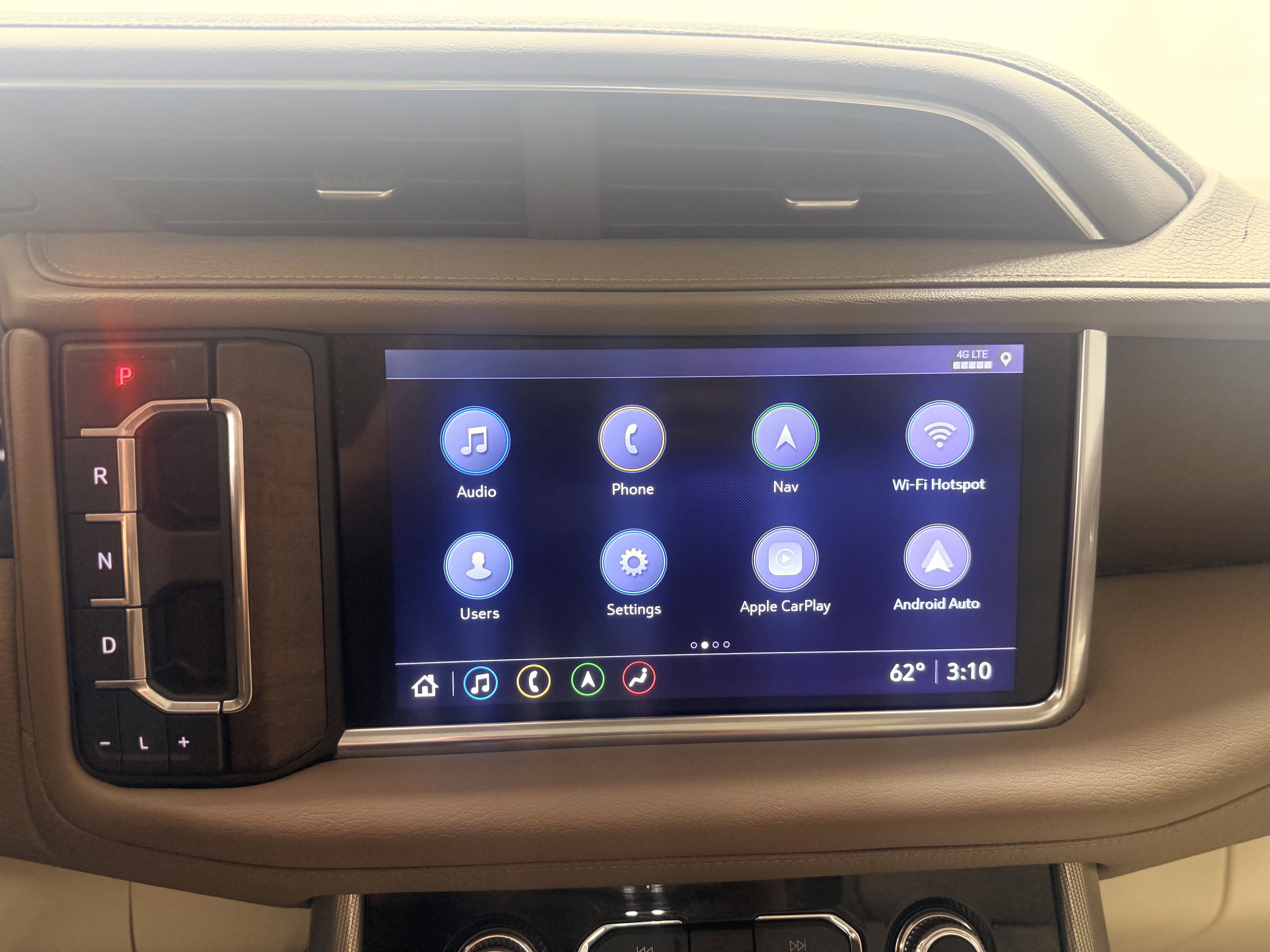 Used 2021 GMC Yukon Denali w/ Denali Premium Package image 19