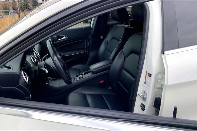 Used 2015 Mercedes-Benz GLA 250 4MATIC image 17