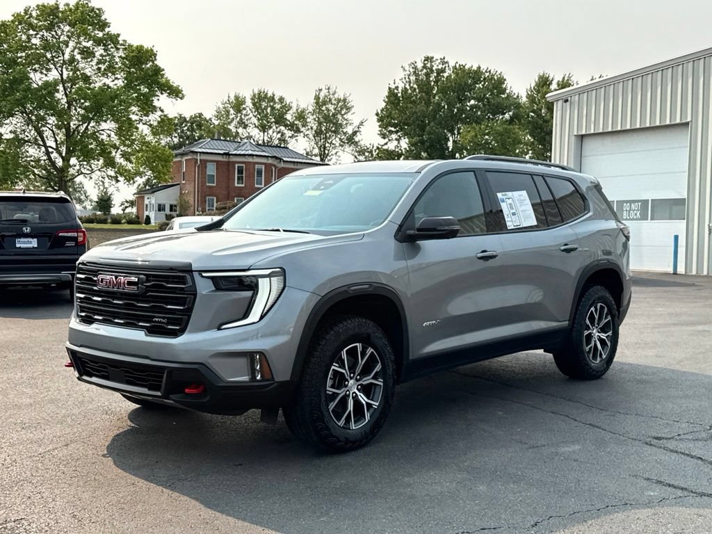 Used 2025 GMC Acadia AT4 AWD/4WD image 3