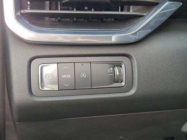 Used 2024 GMC Acadia Elevation FWD image 15