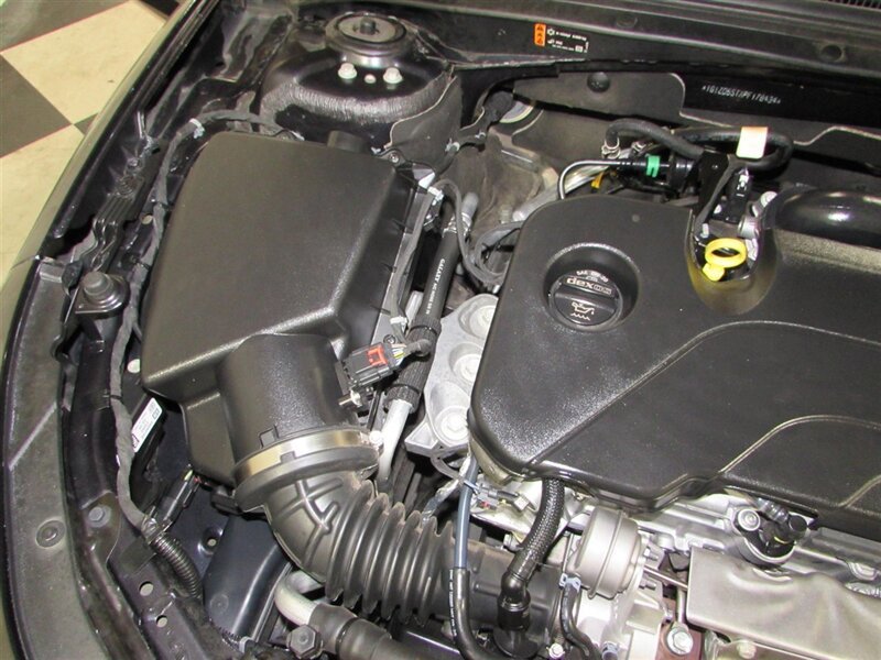 Used 2023 Chevrolet Malibu LT image 38