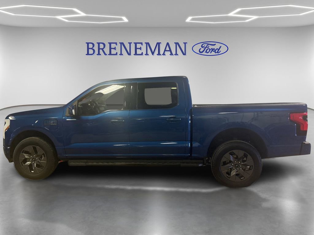 Used 2022 Ford F150 Lightning Lariat w/ Max Trailer Tow Package image 8