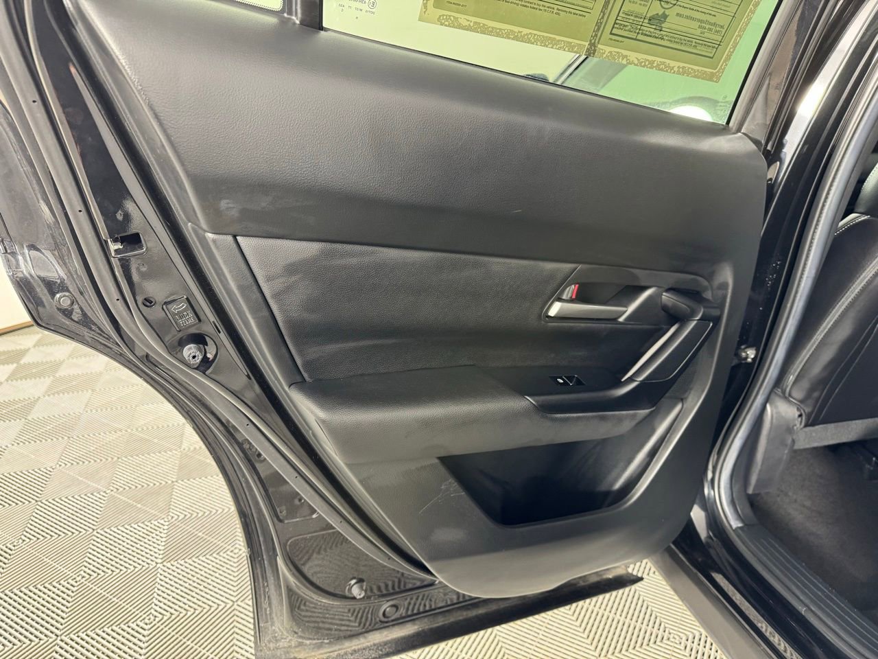 Used 2025 MAZDA CX-50 AWD 2.5 S w/ Preferred Package image 21