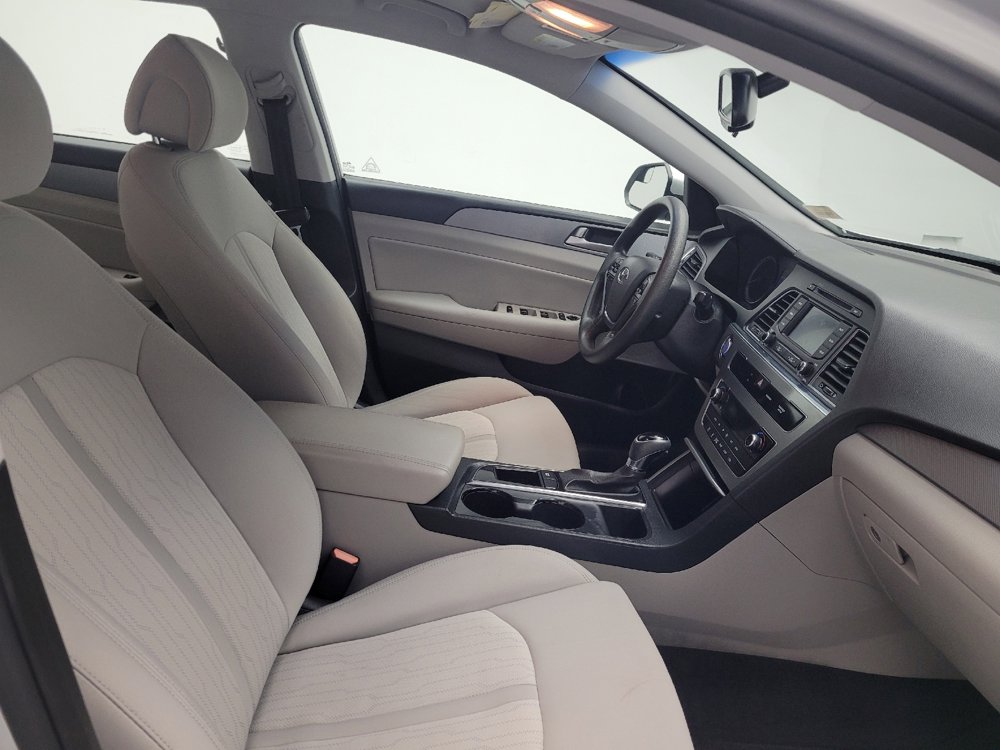Used 2016 Hyundai Sonata SE image 21