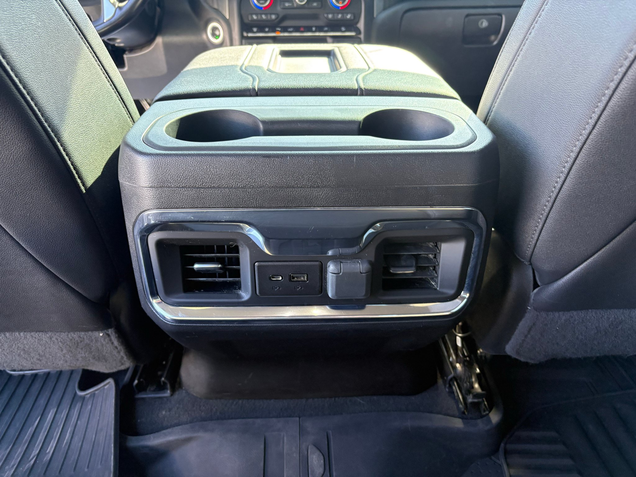 Used 2022 Chevrolet Silverado 3500 LTZ w/ LTZ Convenience Package AWD/4WD image 20