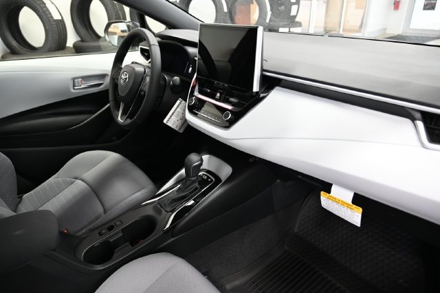 New 2026 Toyota Corolla SE w/ SE Premium Package FWD image 14