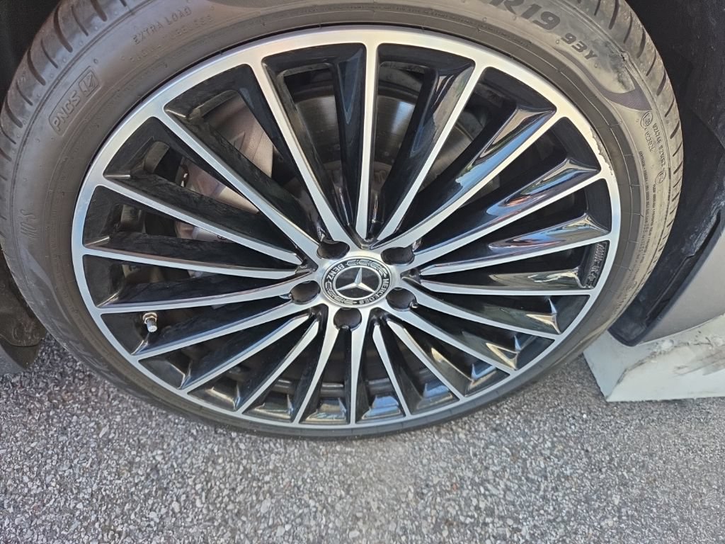 Certified 2025 Mercedes-Benz C 300 Sedan image 13